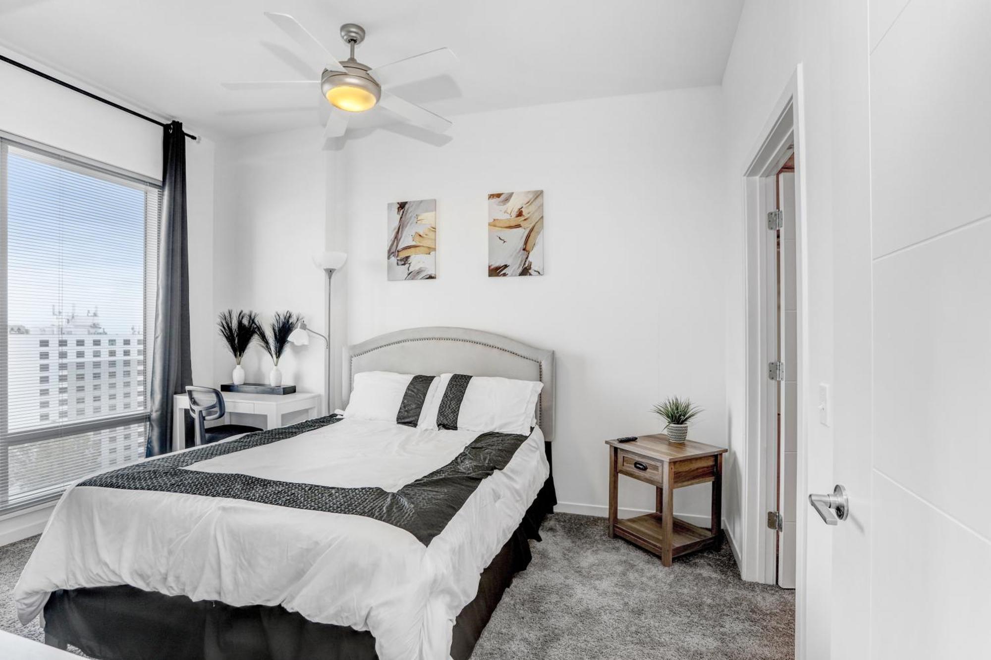 Ferienwohnung Downtown Tampa Gem 1-Bd W/Pool, Gym, & Sky Lounge Exterior foto