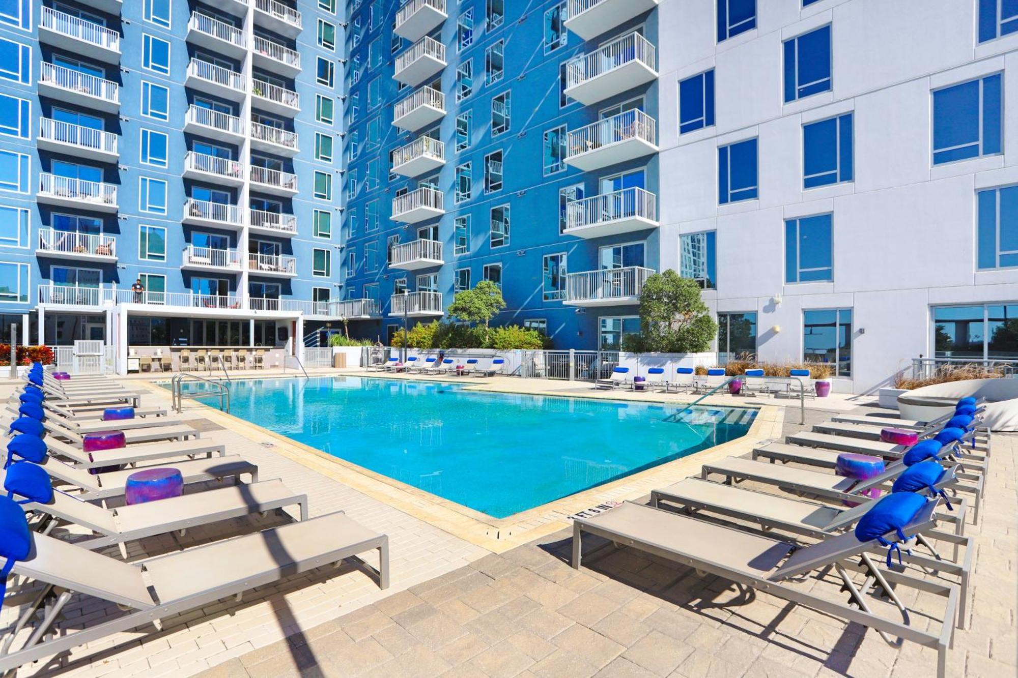 Ferienwohnung Downtown Tampa Gem 1-Bd W/Pool, Gym, & Sky Lounge Exterior foto